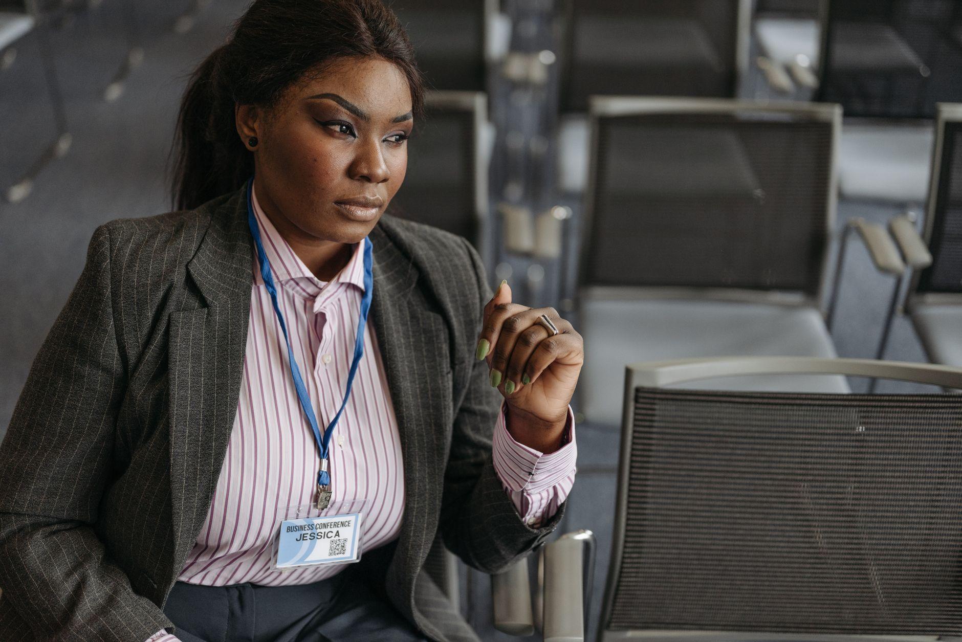 Illustration of How Trade Show Attire Balances Comfort With Professional Presence