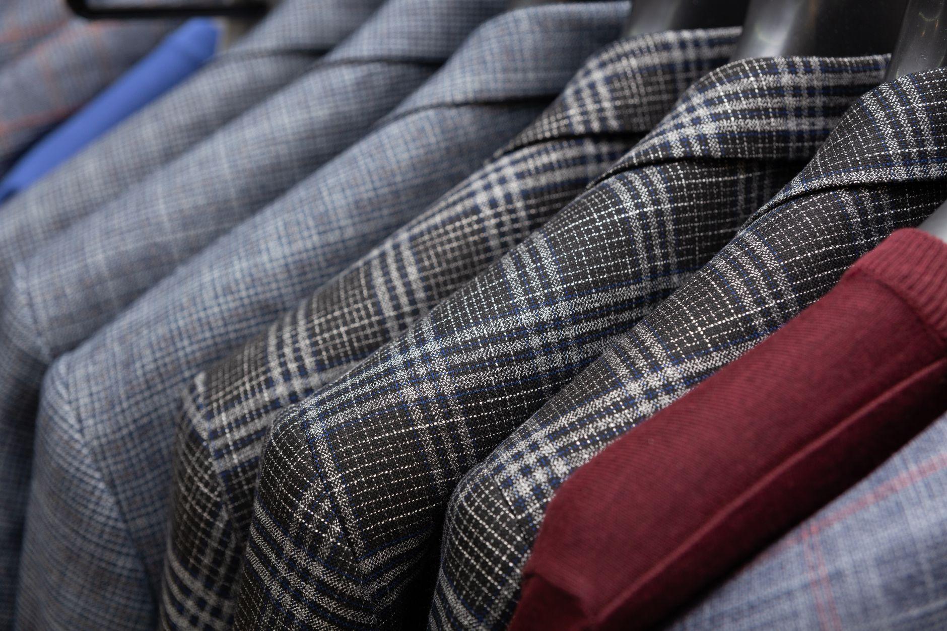 Illustration of The Difference Between Business Casual and Business Formal Explained