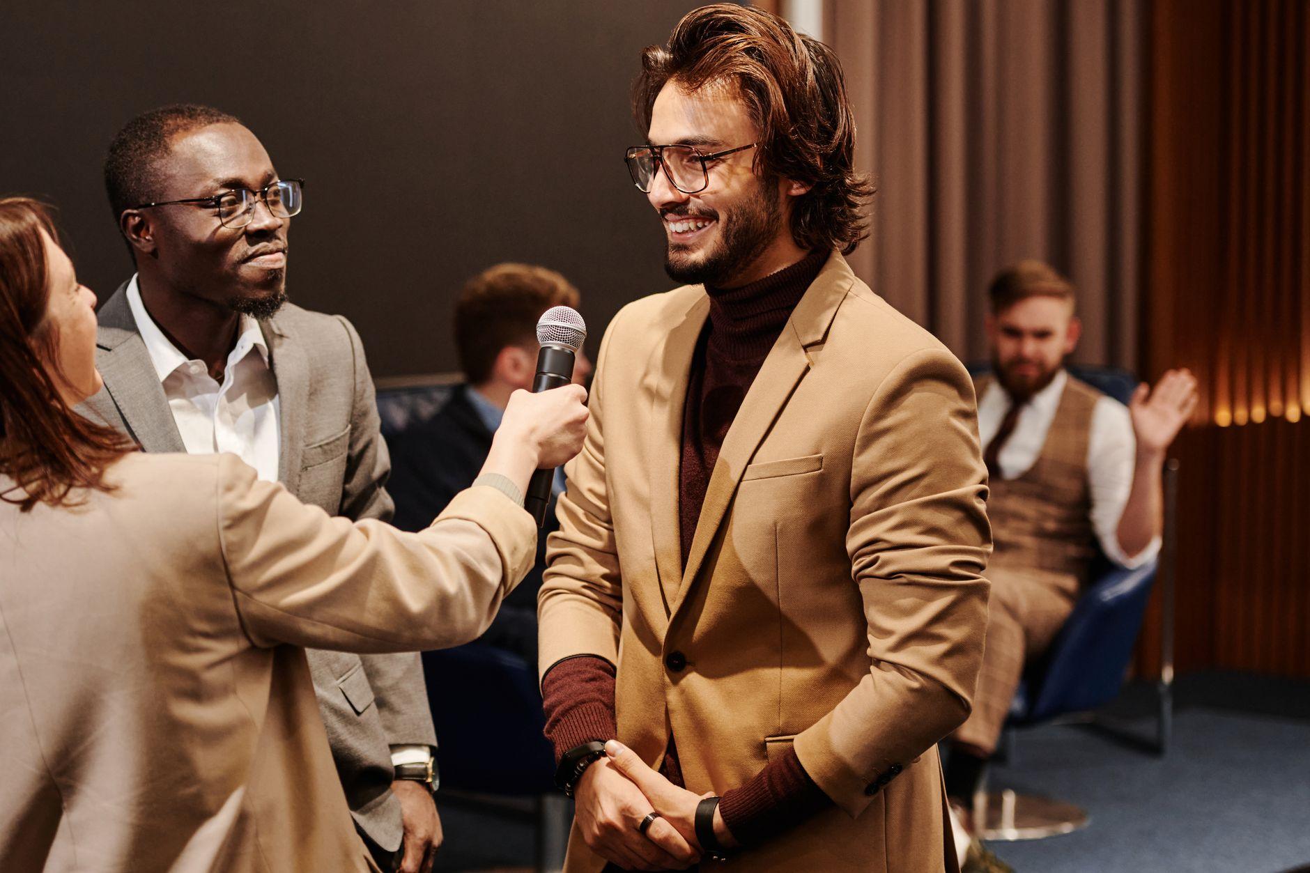 Illustration of The Everyday Habits Behind Dressing for Panel Discussions and Interviews