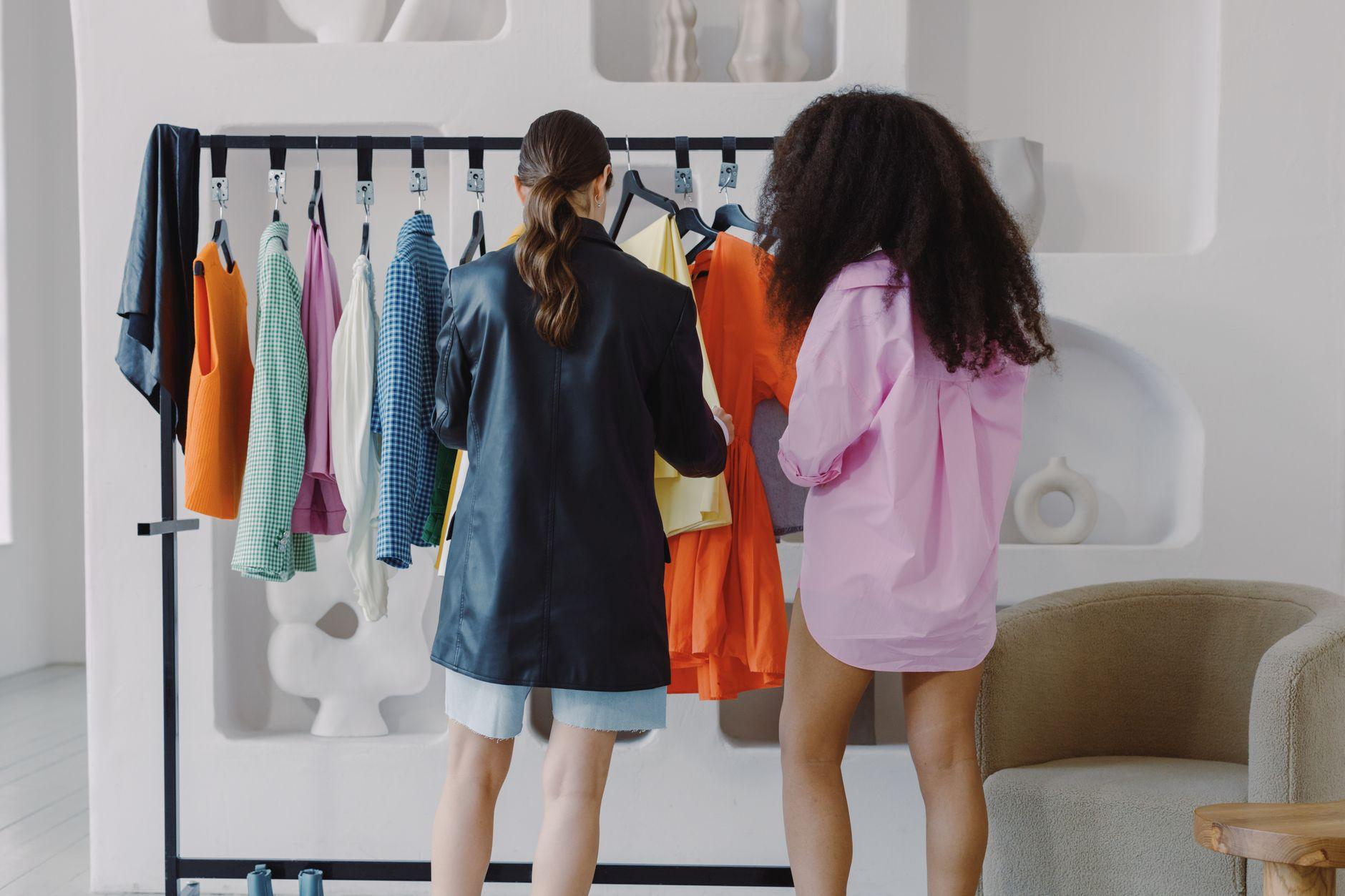 Illustration of Why Personal Branding Often Starts With Wardrobe Consistency